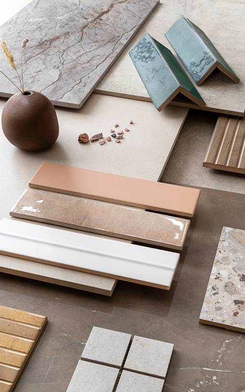 Omslagsbild Keramikkatalog 2023 Webb