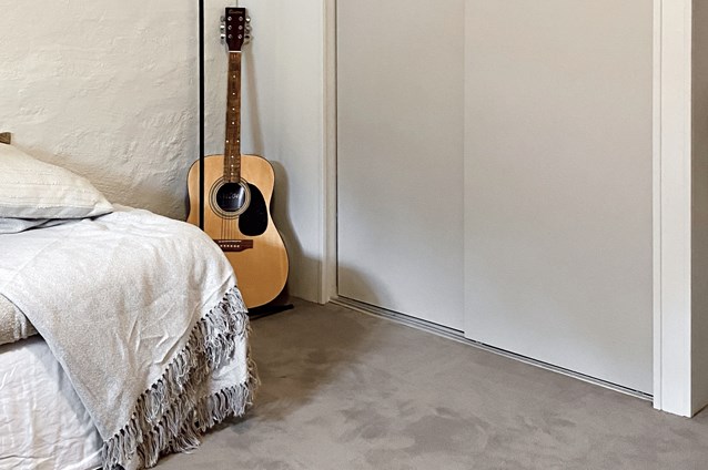 Shade Almond 241871 Gitarr Stående